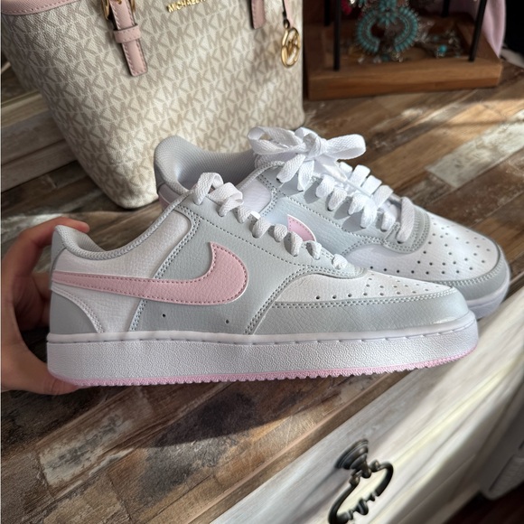 Nike court vision low - Picture 1 of 5